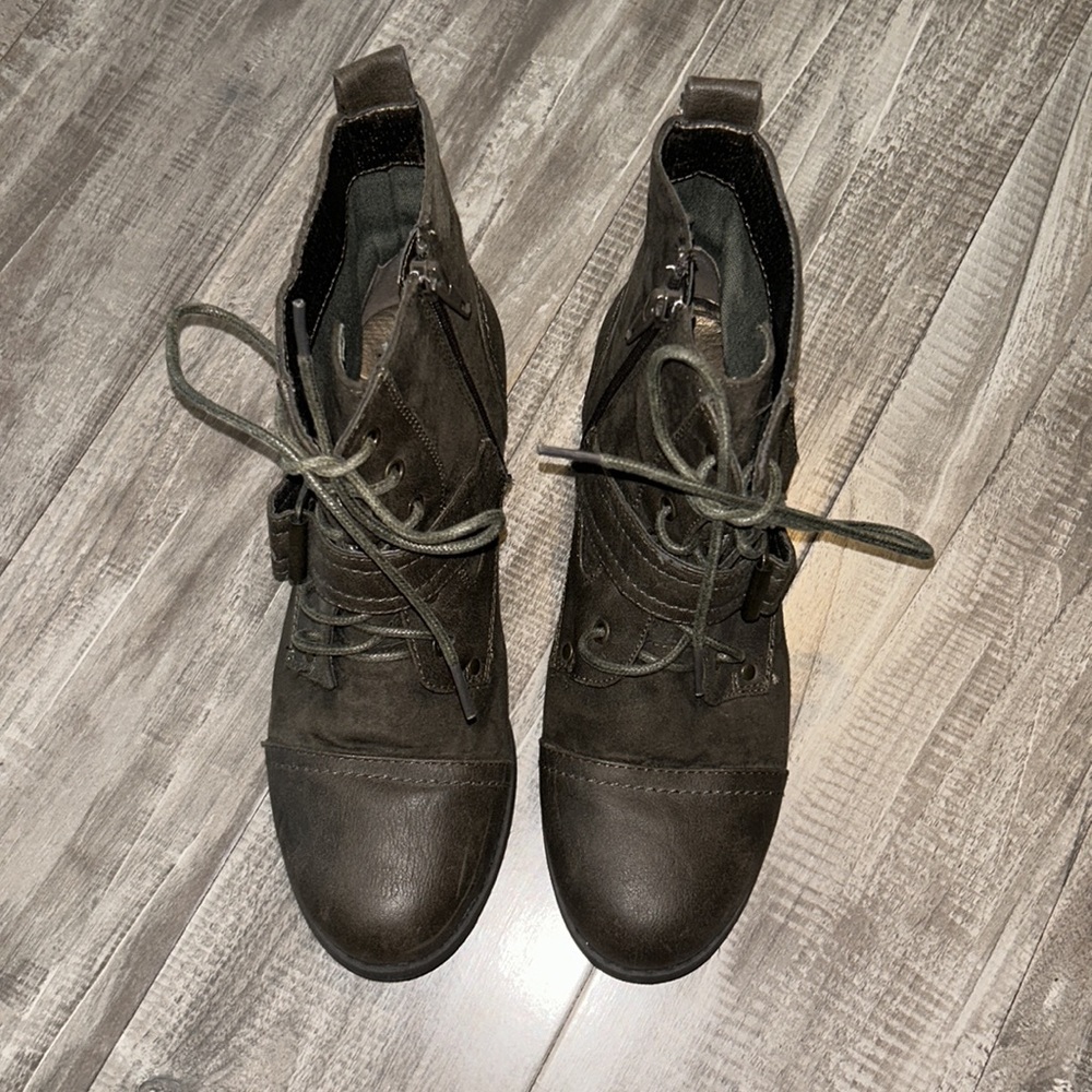 Pacsun Black Poppy Lace Up Ankle Combat Boots Size 6 - Picture 3 of 6